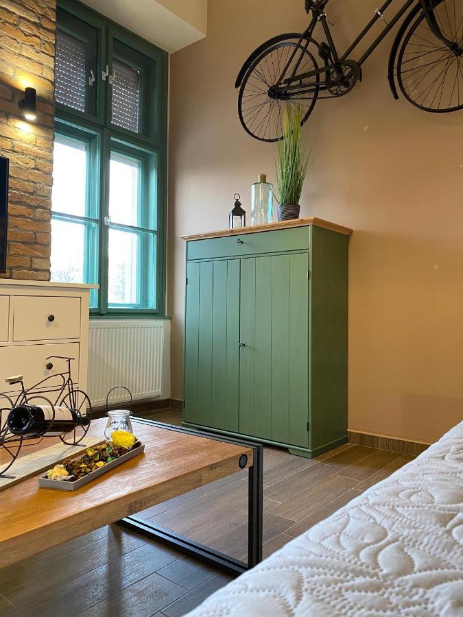 Pedal Apartman Szeged City Exterior photo