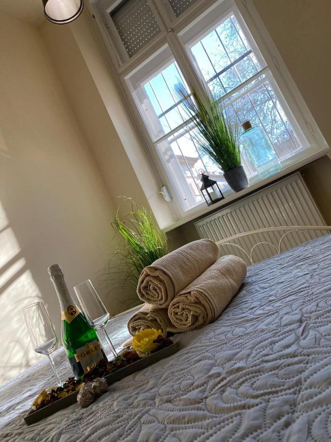 Pedal Apartman Szeged City Exterior photo