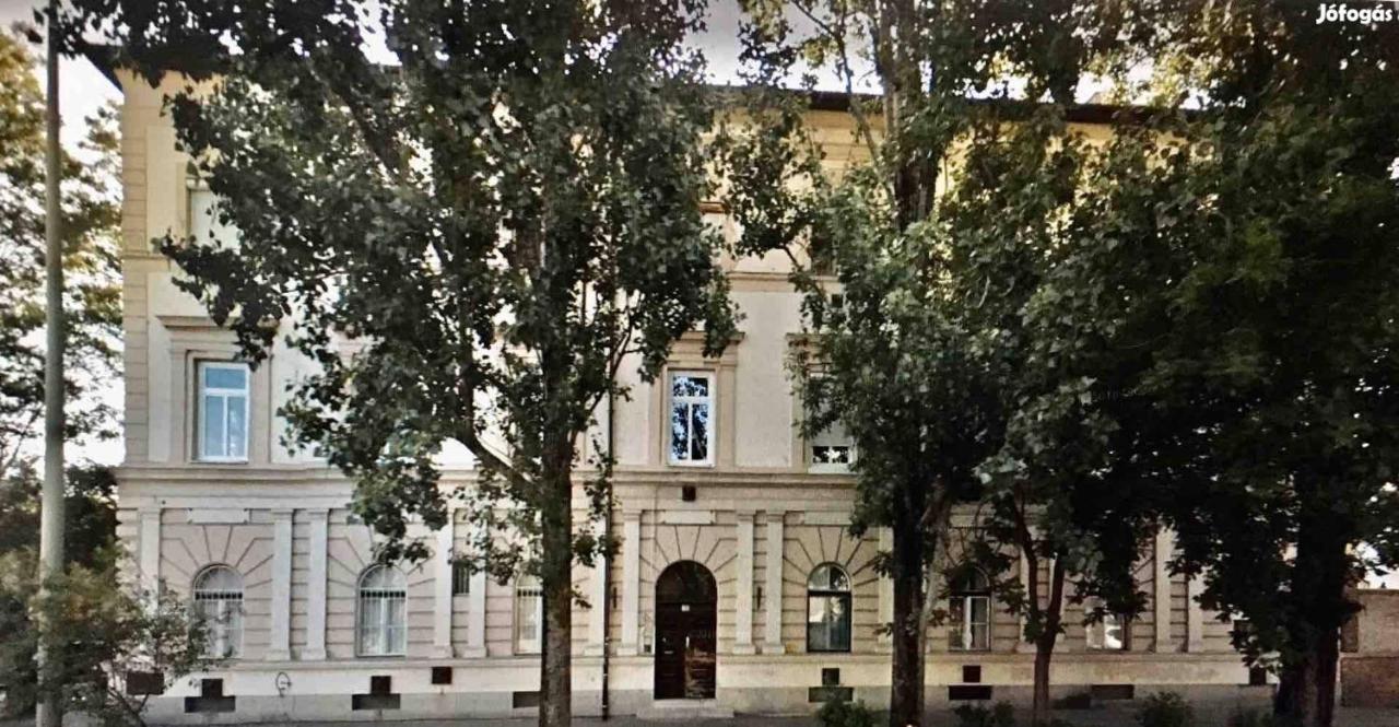 Pedal Apartman Szeged City Exterior photo